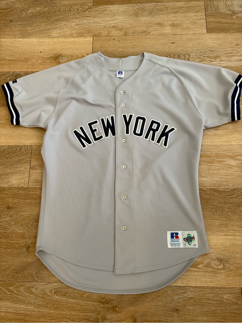 Vintage Russell Athletic Light Gray Baseball Jersey New York Yankees